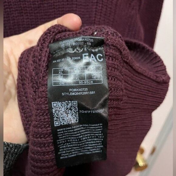 GUESS Burgundy Maroon Crisscross Sweater Size XL - Picture 5 of 9